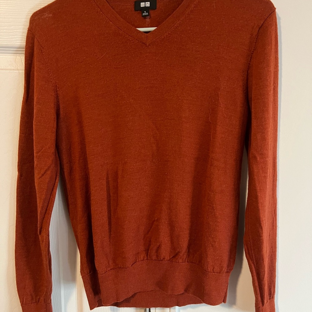 Men’s sweater